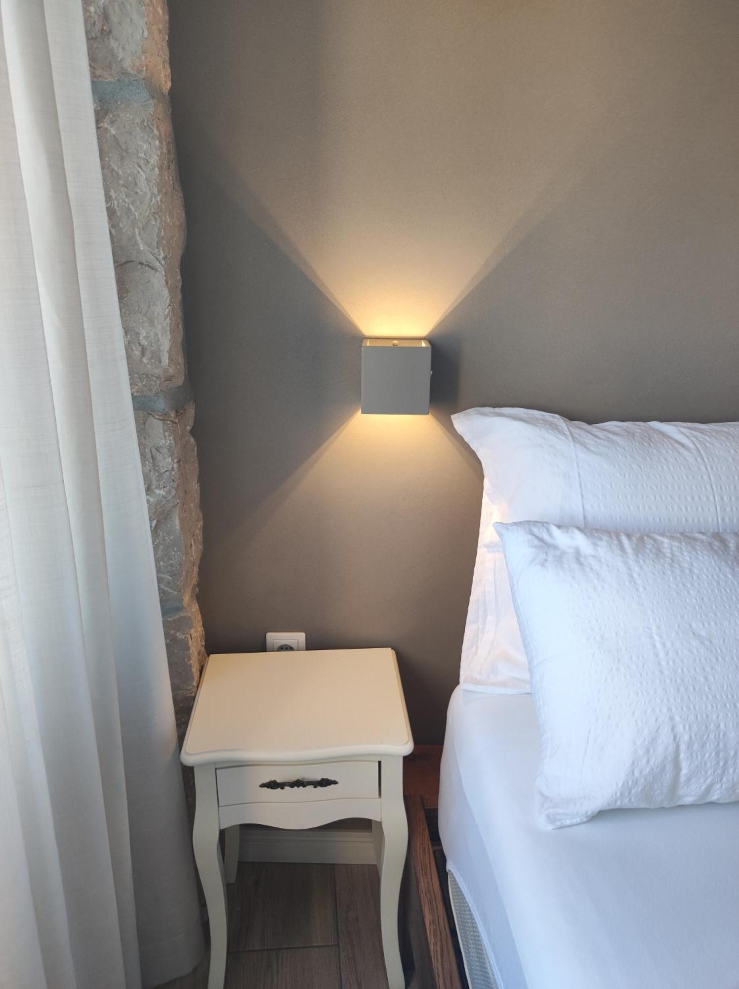Apartments Krstulja 바슈카 객실 사진