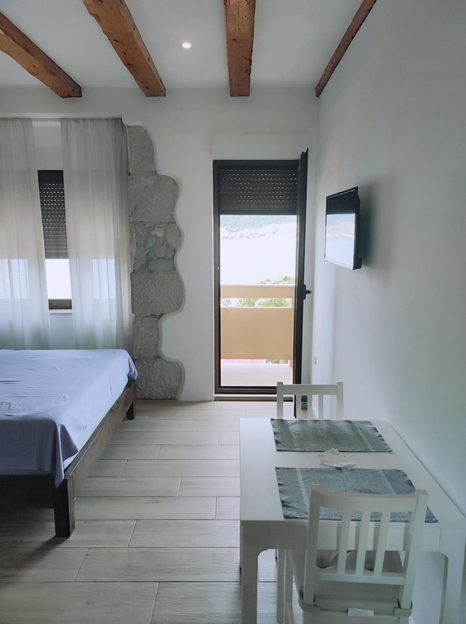 Apartments Krstulja 바슈카 객실 사진
